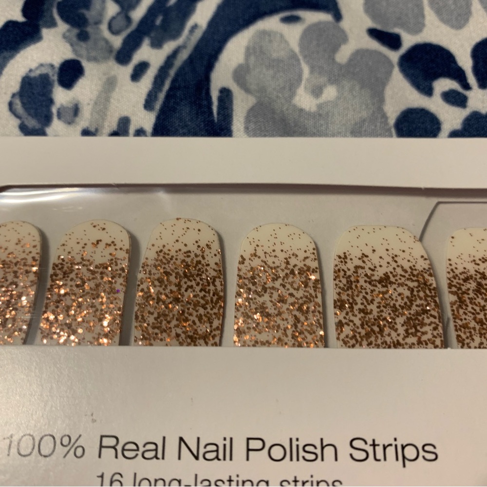 Color Street Coming Up Rose Gold